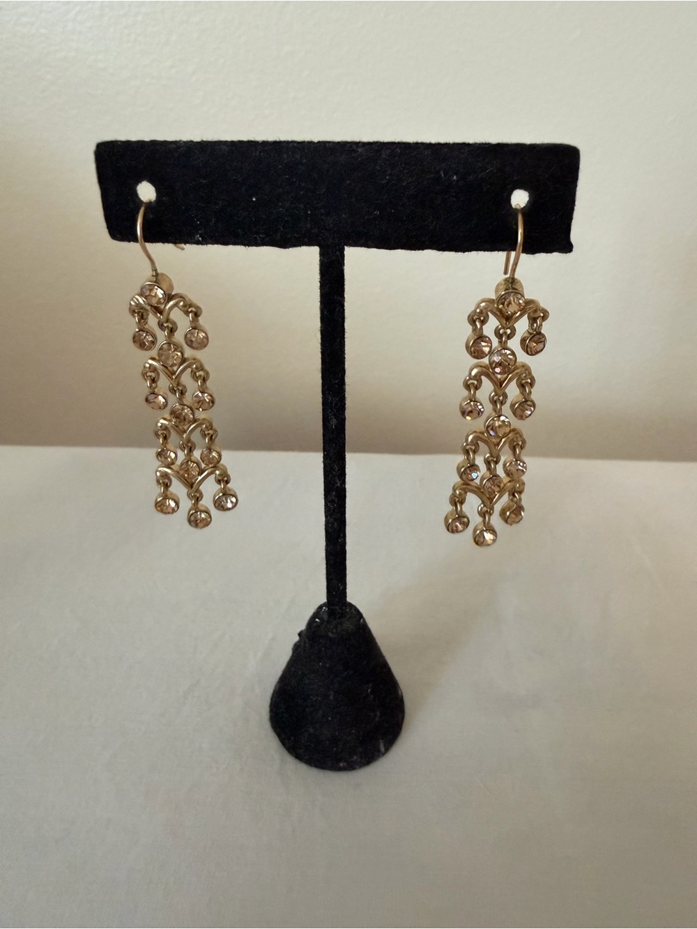 Gold-Tone Dangle Cluster Earrings - Elegant Women's Jewelry, Monet vintage
